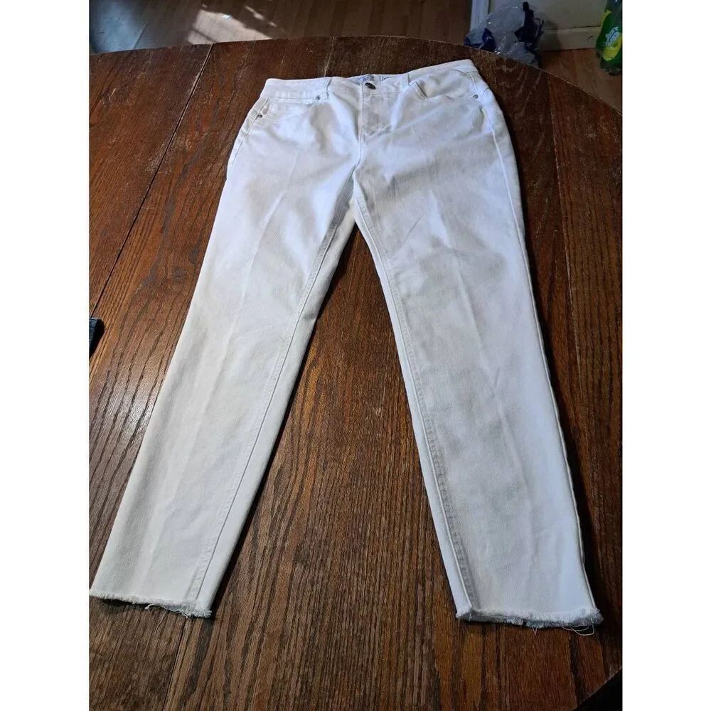 Size 7 Refuge Denim Rio White Denim Jeans Raw Hem Stretch with Pockets
